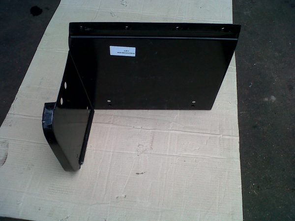 Ford Cargo Cab Step Back Plate N/S