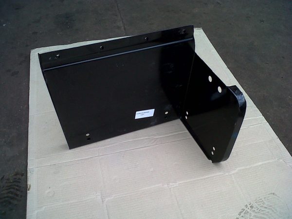 Ford Cargo Cab Step Back Plate O/S